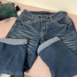 Vanilla jeans size 2 cuffed